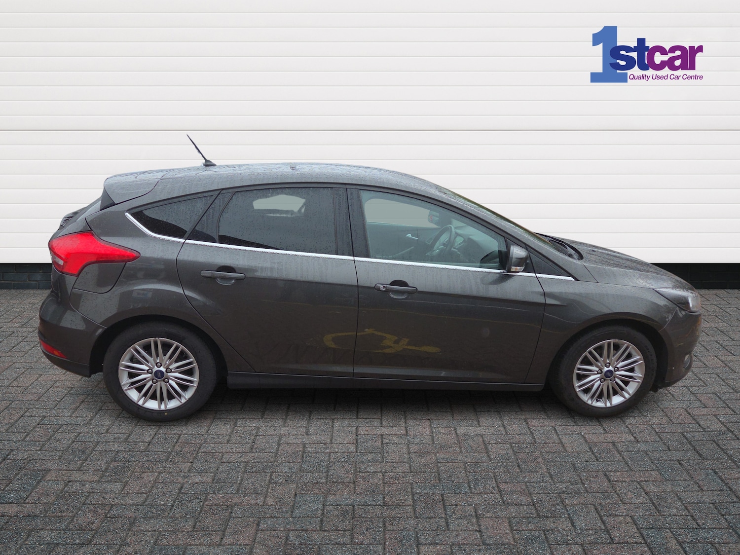 Used Ford Focus 2017 for sale - 76563388: Photo 4