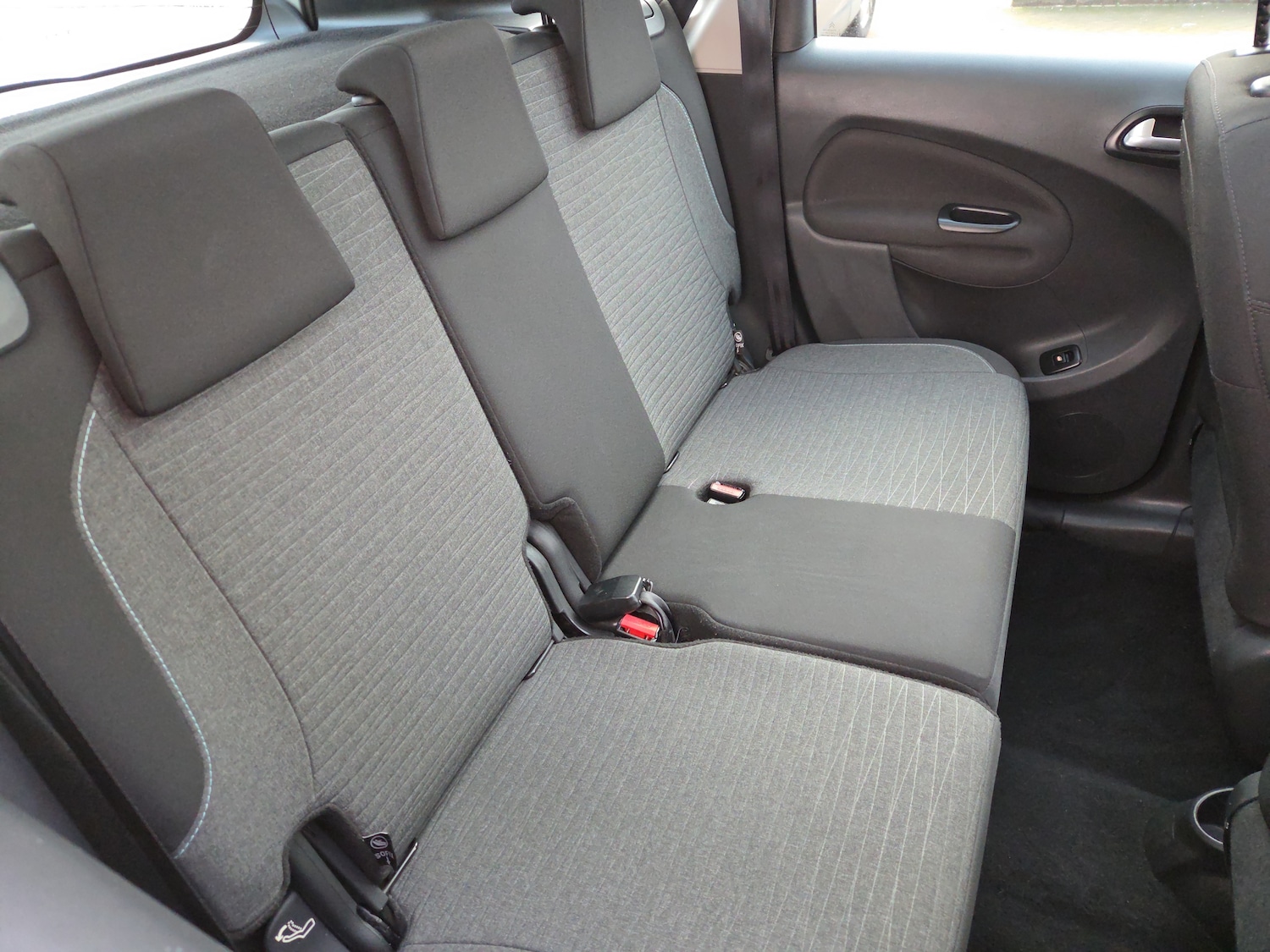 Used Citroen C3 Picasso 2016 for sale - 77075818: Photo 10