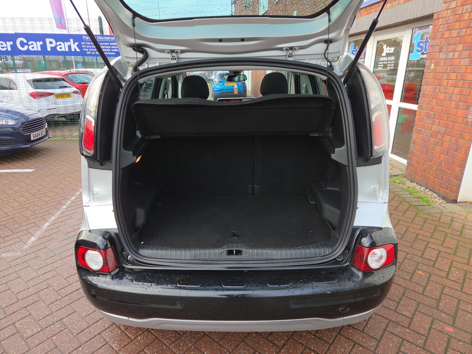 Used Citroen C3 Picasso 2016 for sale - 77075818: Photo 9