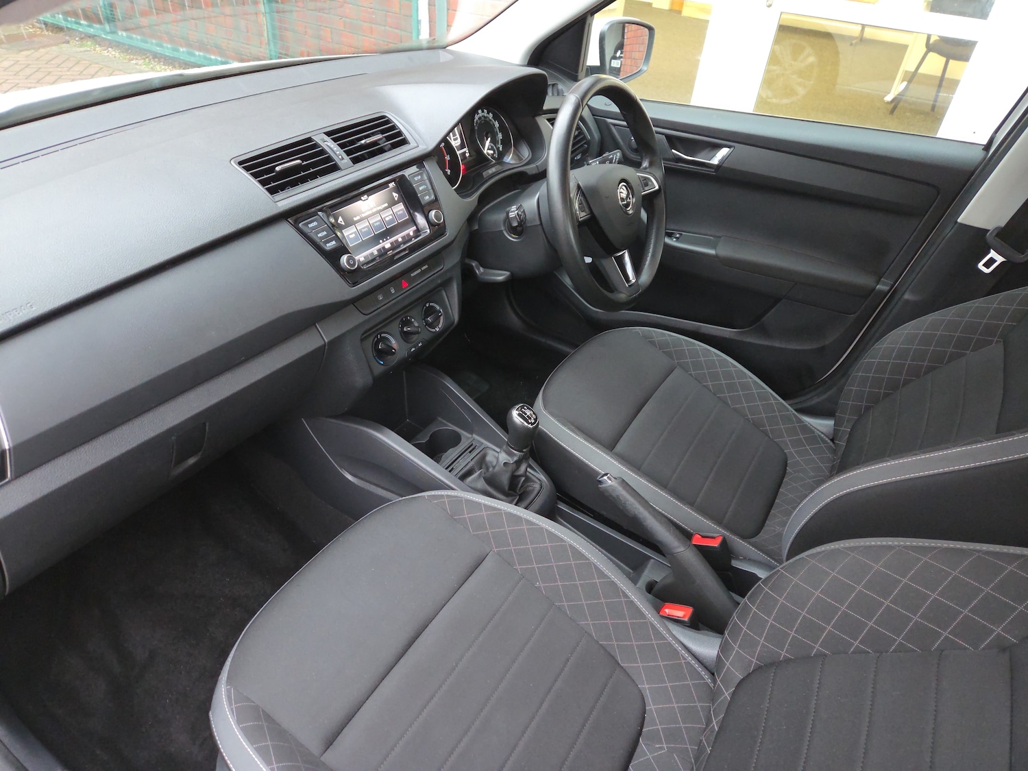 Used Skoda Fabia 2020 for sale - 77373120: Photo 2