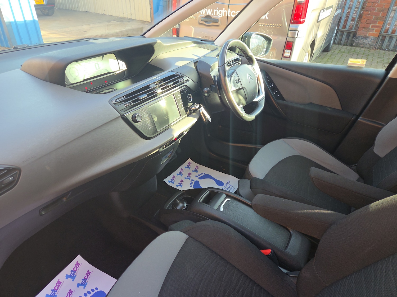 Used Citroen C4 Picasso 2014 for sale - 76373066: Photo 2