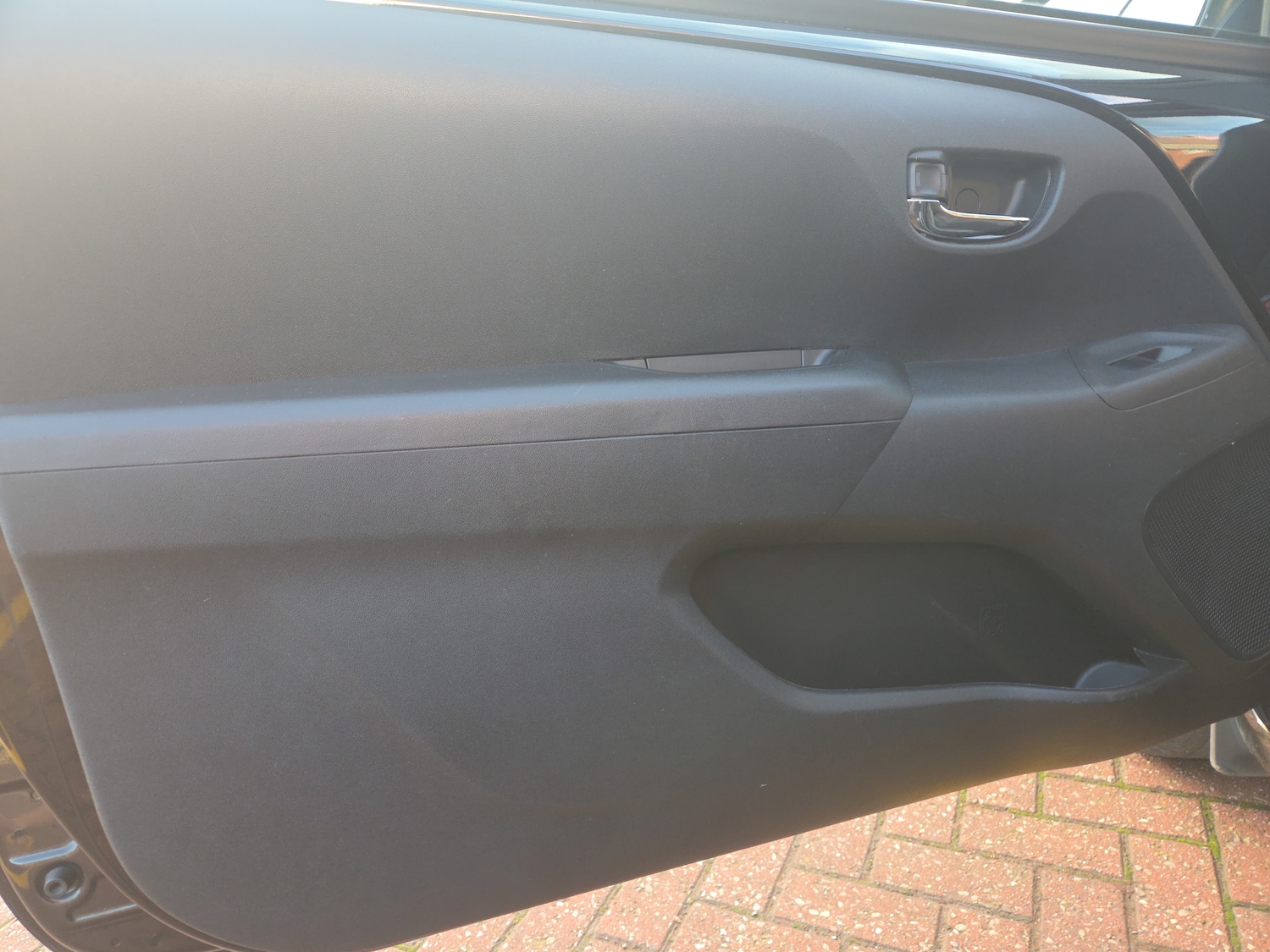 Used Peugeot 108 2016 for sale - 76901540: Photo 11