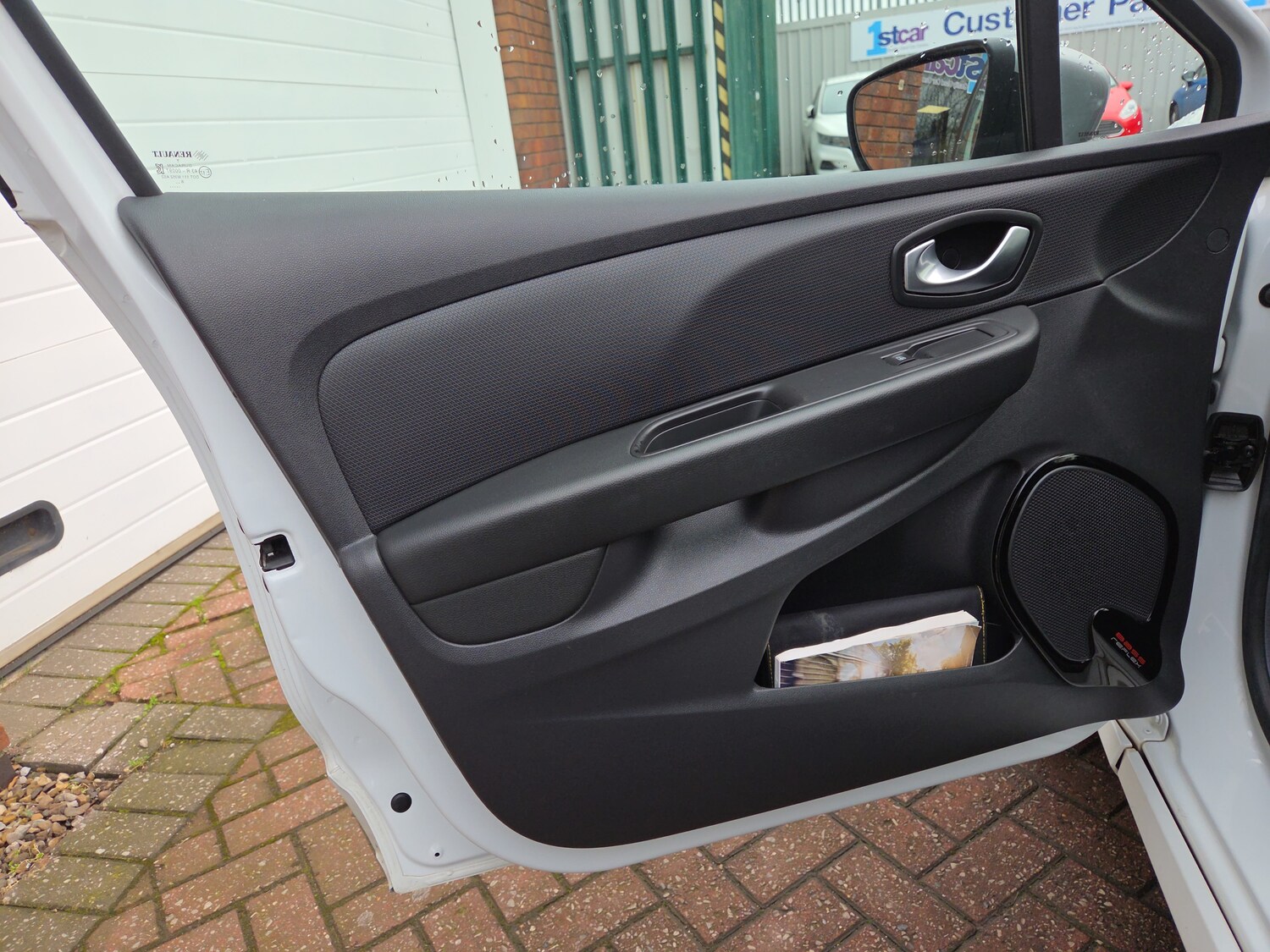 Used Renault Clio 2018 for sale - 77698320: Photo 11