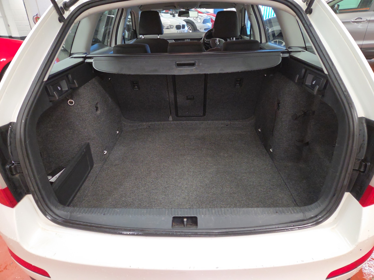 Used Skoda Octavia 2014 for sale - 76661134: Photo 9