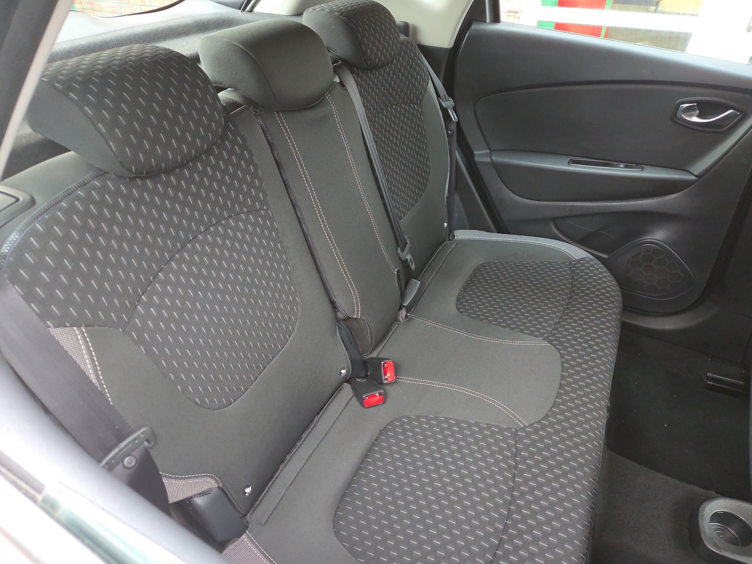 Used Renault Captur 2017 for sale - 76977949: Photo 10