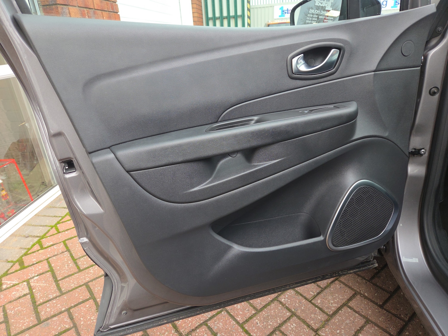 Used Renault Captur 2017 for sale - 76977949: Photo 11