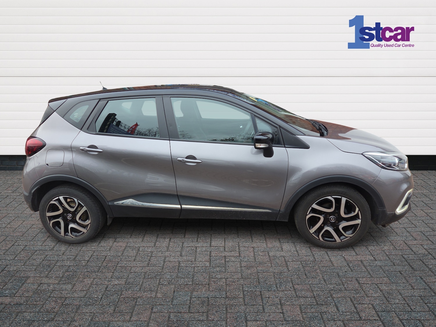 Used Renault Captur 2017 for sale - 76977949: Photo 4