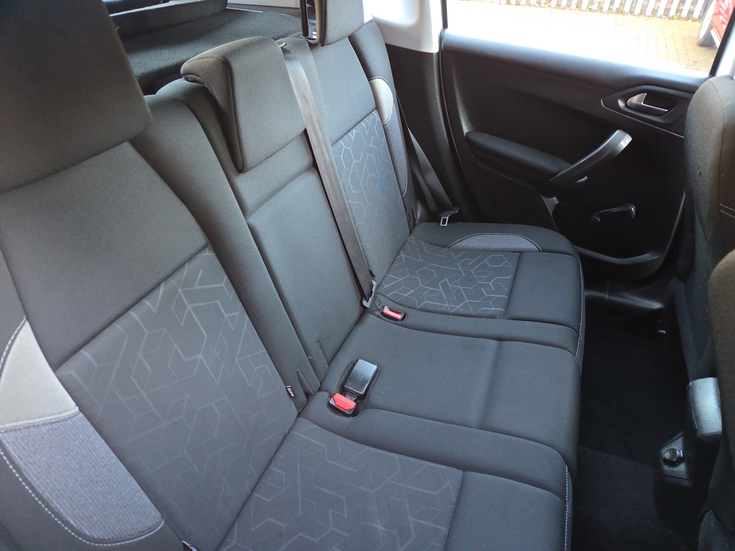 Used Peugeot 2008 2016 for sale - 76661125: Photo 10