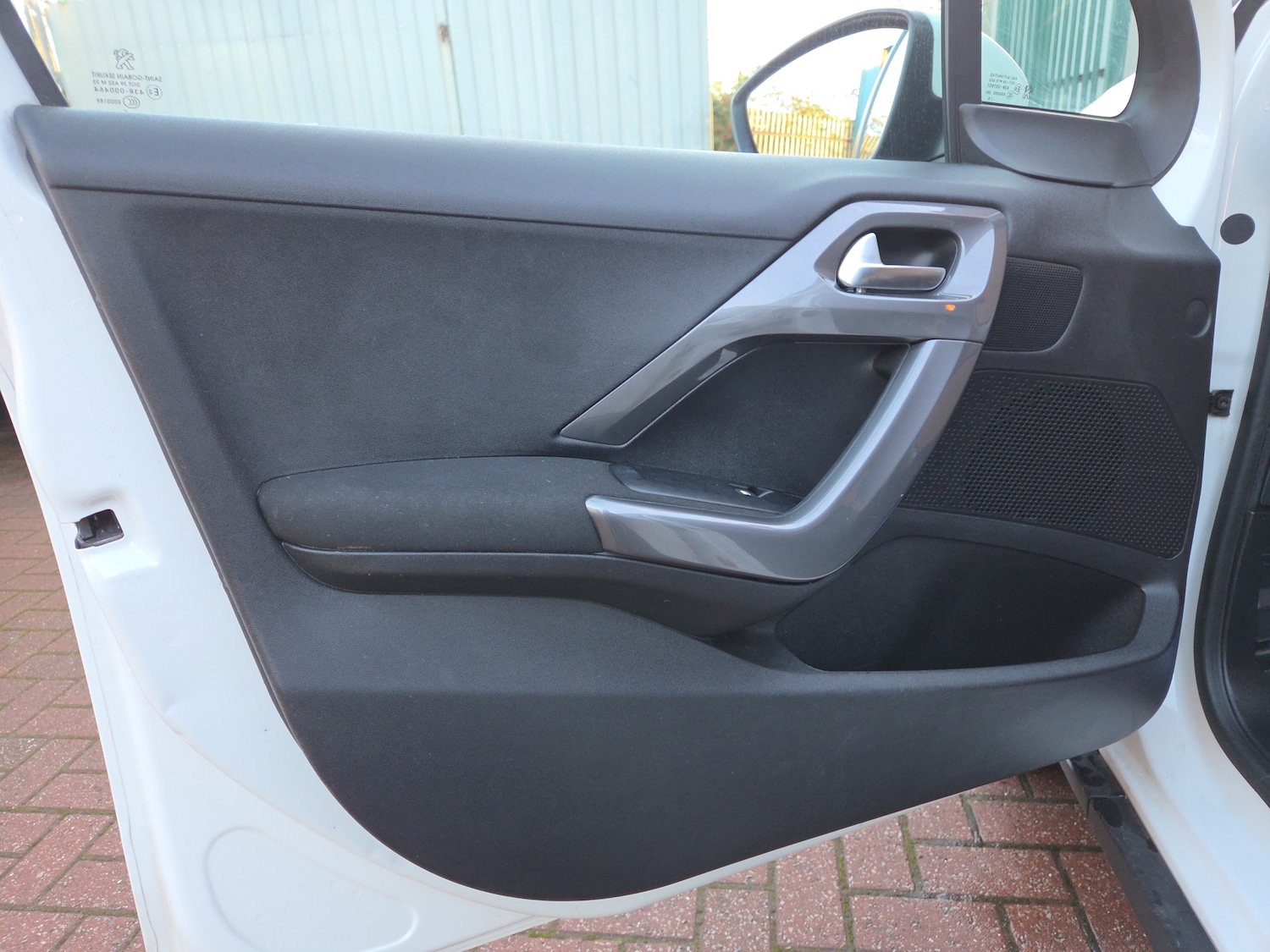 Used Peugeot 2008 2016 for sale - 76661125: Photo 11