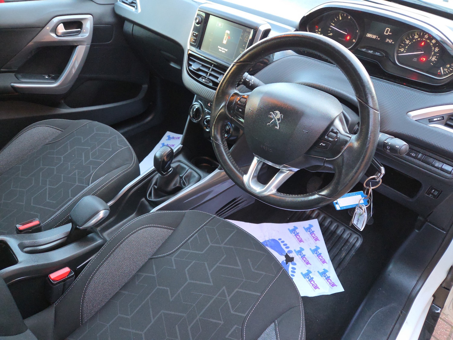 Used Peugeot 2008 2016 for sale - 76661125: Photo 6