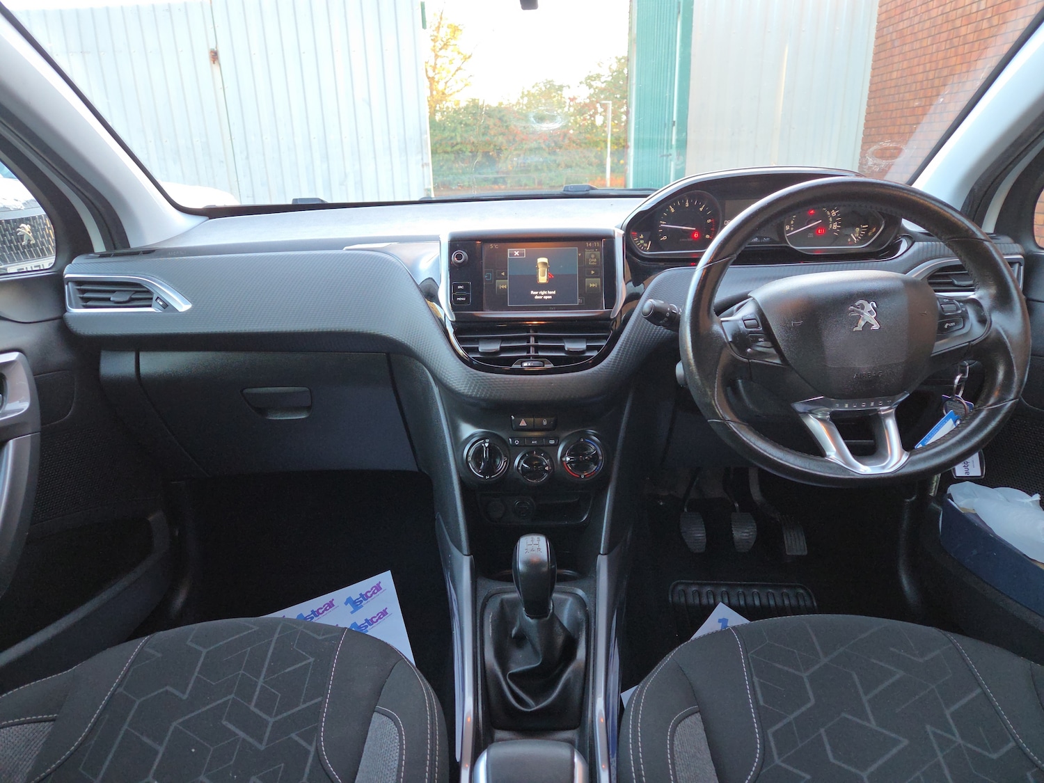 Used Peugeot 2008 2016 for sale - 76661125: Photo 8