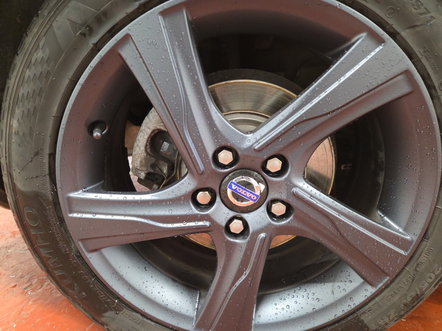 Used Volvo V40 2014 for sale - 76661127: Photo 5