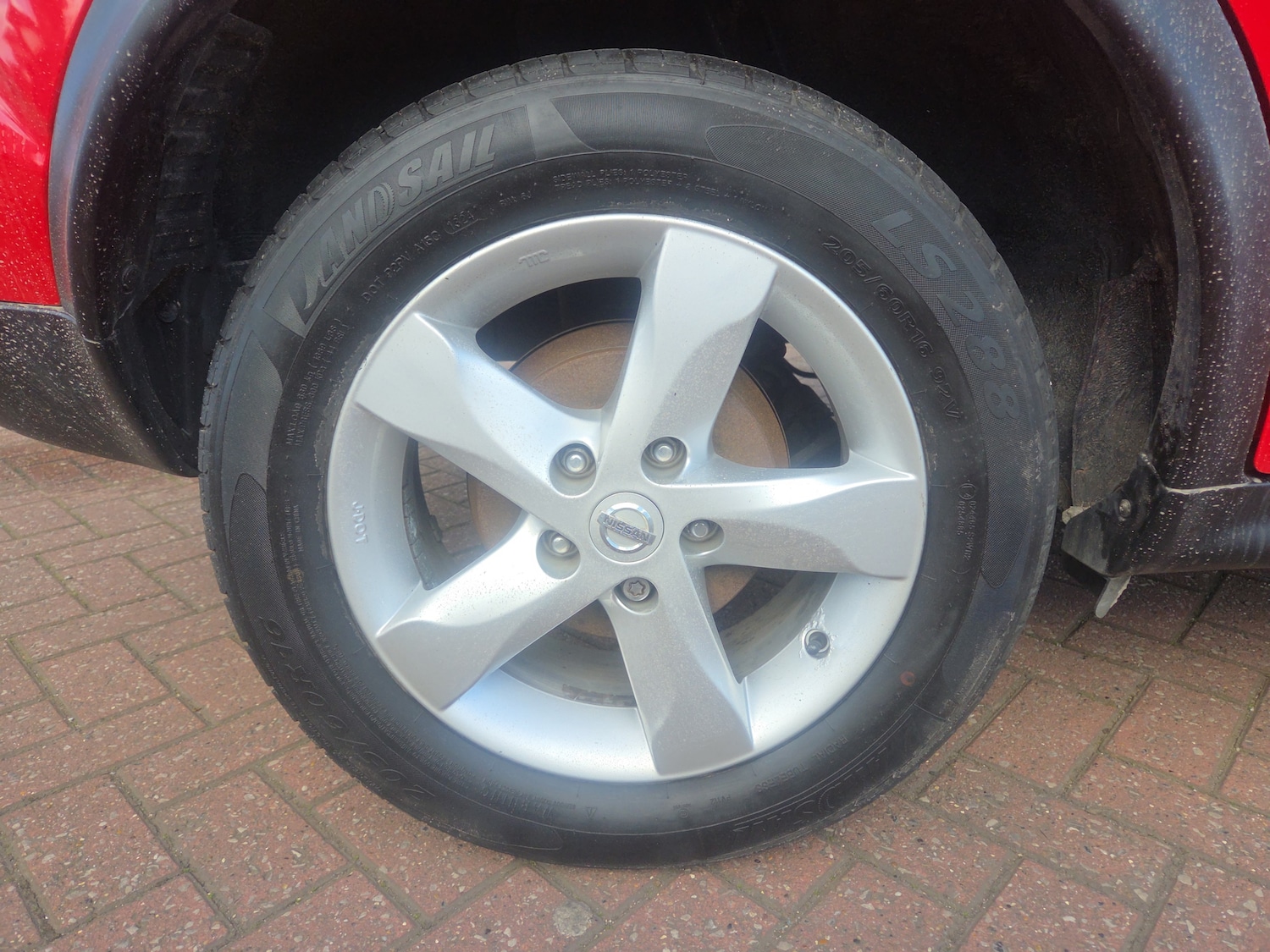 Used Nissan Juke 2017 for sale - 78059780: Photo 5