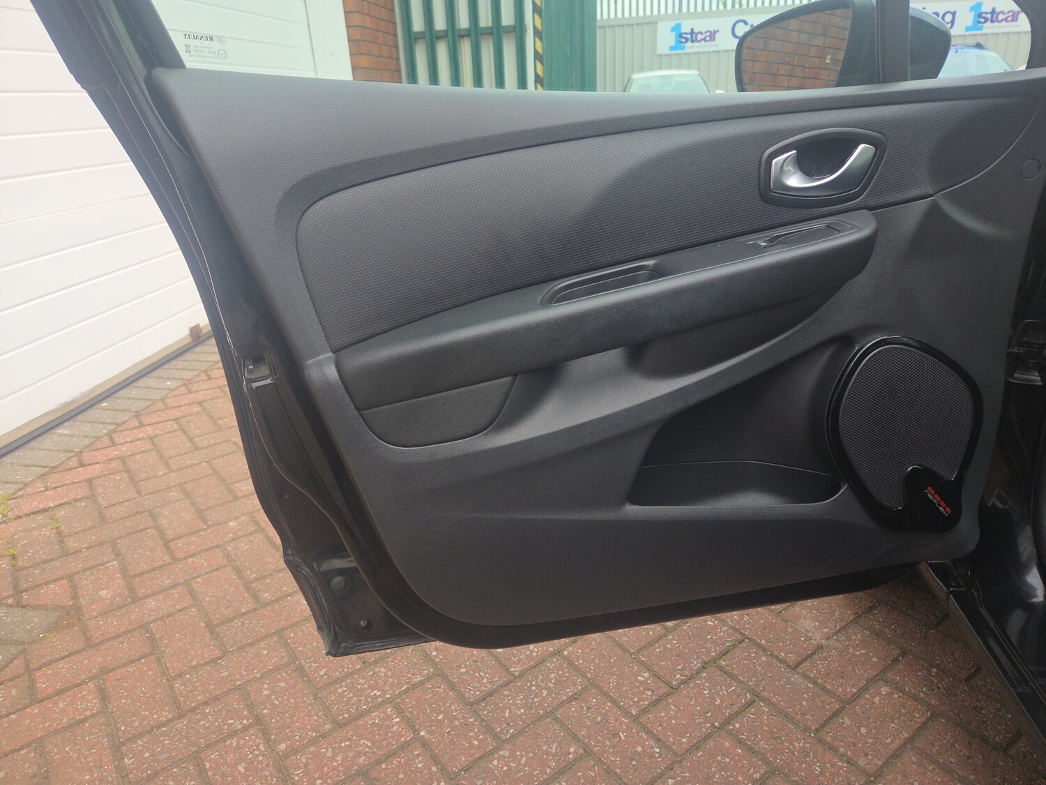 Used Renault Clio 2017 for sale - 78103429: Photo 11