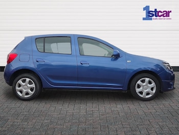 Used Dacia Sandero 2014 for sale - 79293950: Photo