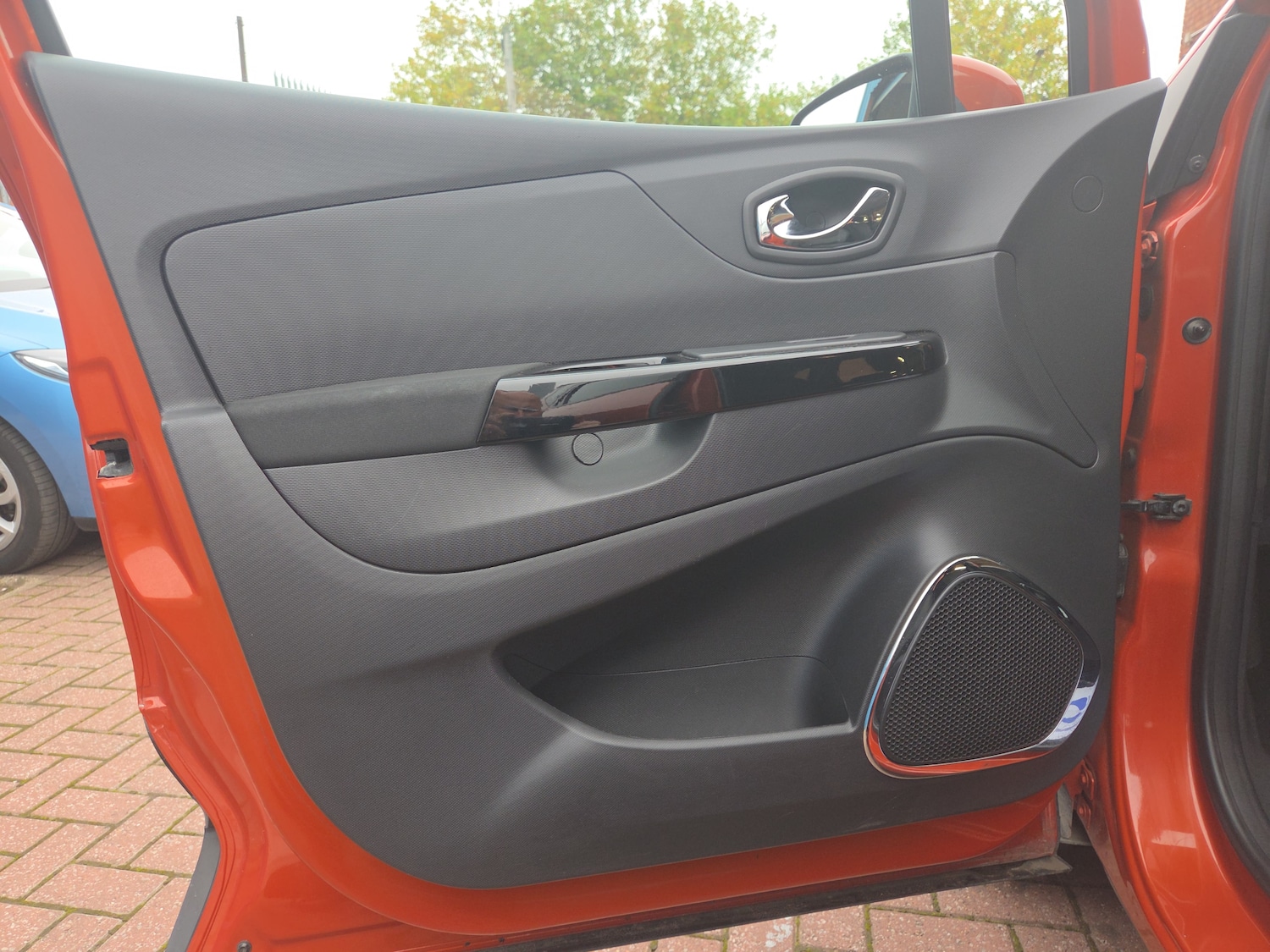 Used Renault Captur 2015 for sale - 76297788: Photo 11