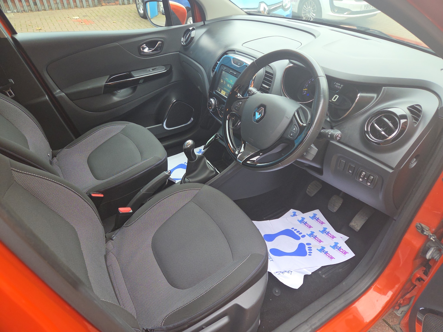 Used Renault Captur 2015 for sale - 76297788: Photo 6