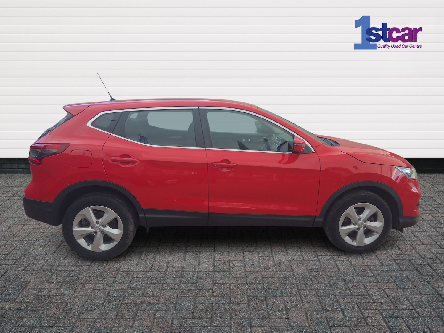 Used Nissan Qashqai 2017 for sale - 76087135: Photo 4