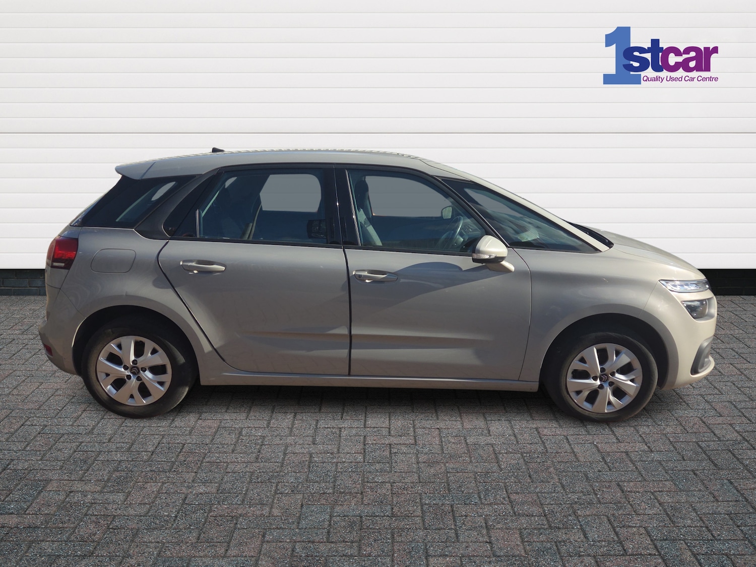Used Citroen C4 Picasso 2016 for sale - 76351136: Photo 4