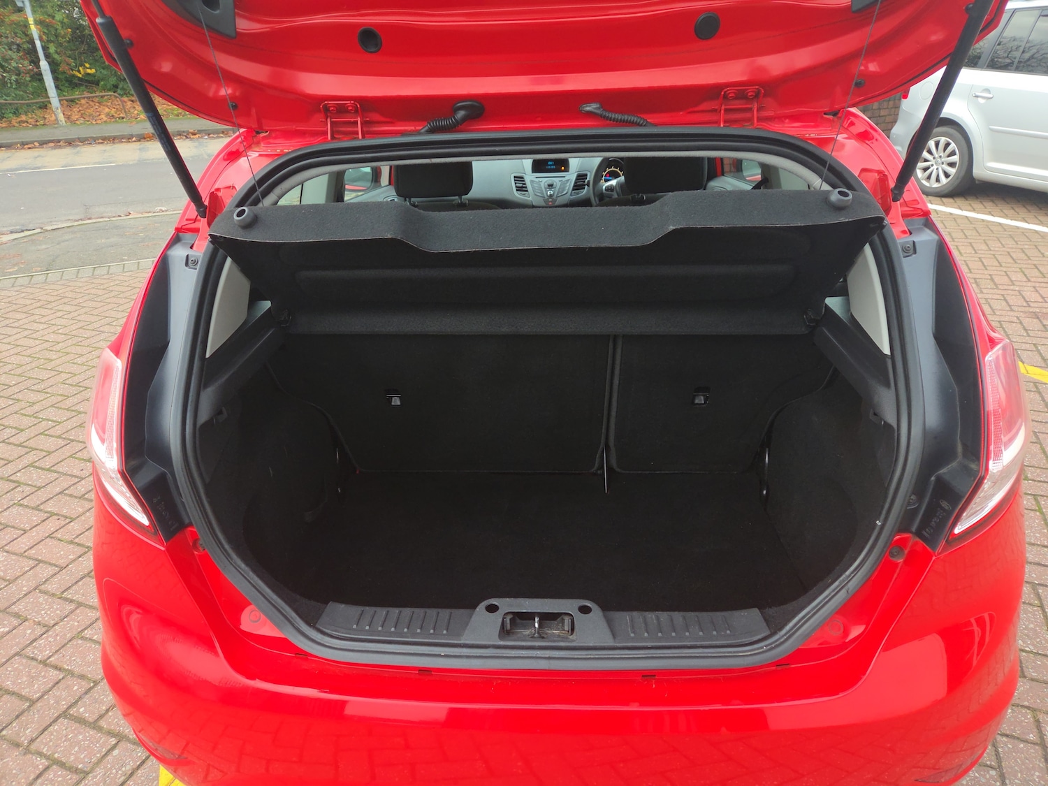 Used Ford Fiesta 2013 for sale - 76915123: Photo 9