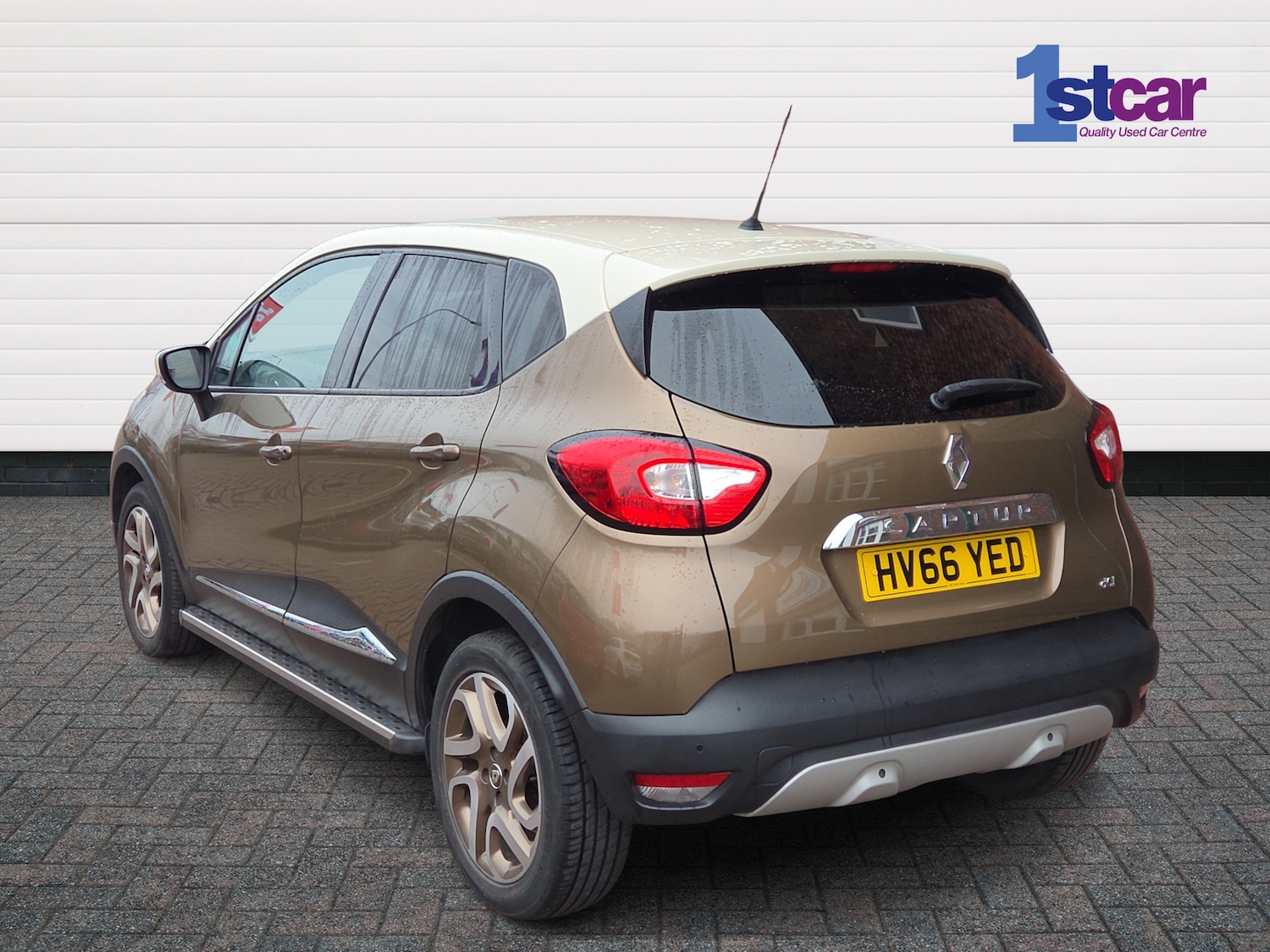 Used Renault Captur 2016 for sale - 76977950: Photo 3