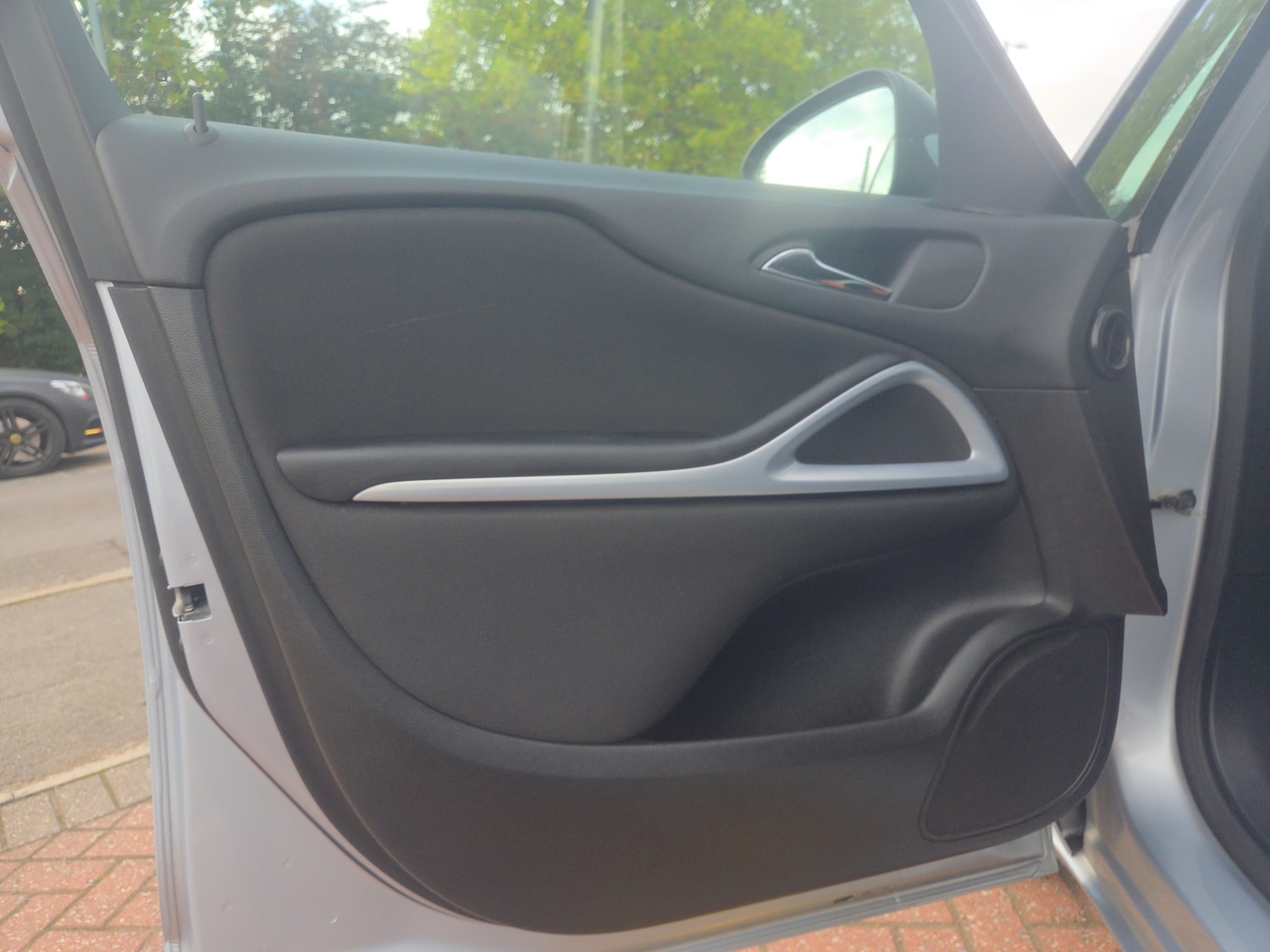 Used Vauxhall Zafira 2017 for sale - 77082669: Photo 11