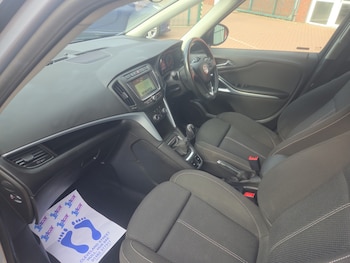 Used Vauxhall Zafira 2017 for sale - 77082669: Photo