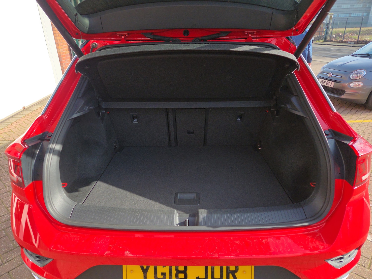 Used Volkswagen T-Roc 2018 for sale - 77673934: Photo 9