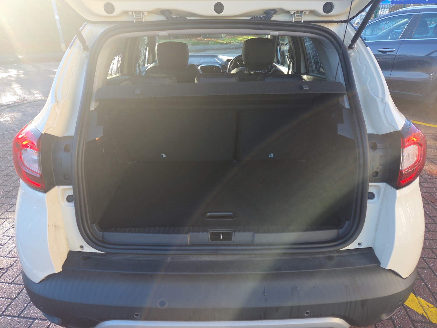 Used Renault Captur 2019 for sale - 76717513: Photo 9