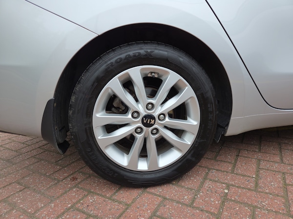 Used Kia Ceed 2017 for sale - 76285813: Photo 5