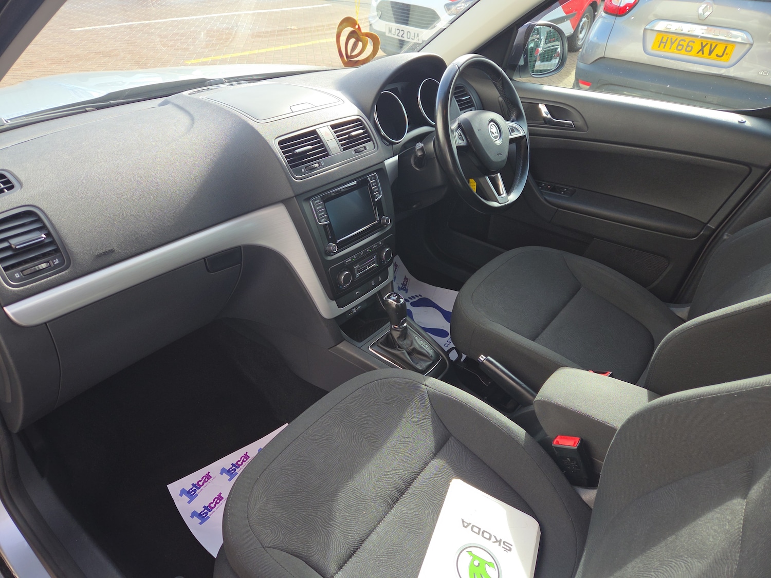 Used Skoda Yeti 2015 for sale - 77660458: Photo 2