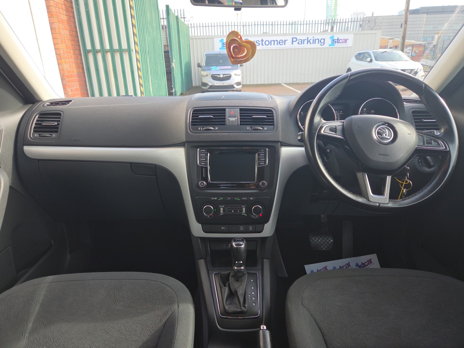 Used Skoda Yeti 2015 for sale - 77660458: Photo 8