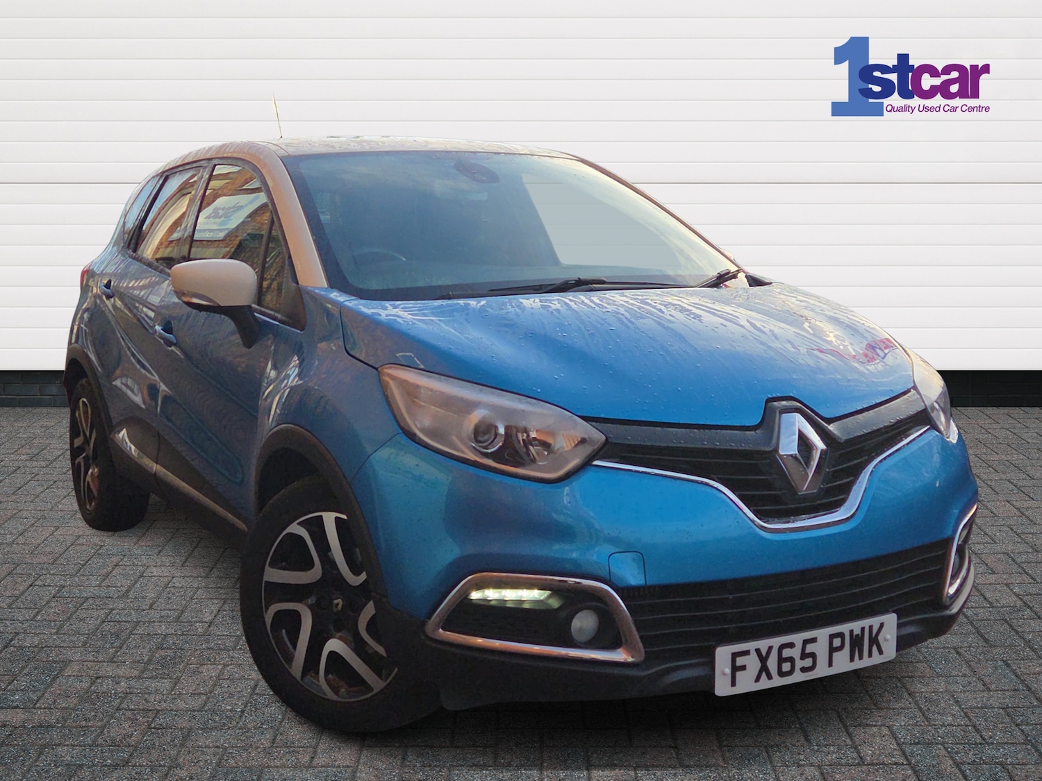 Used Renault Captur 2015 for sale - 76842222: Photo 1