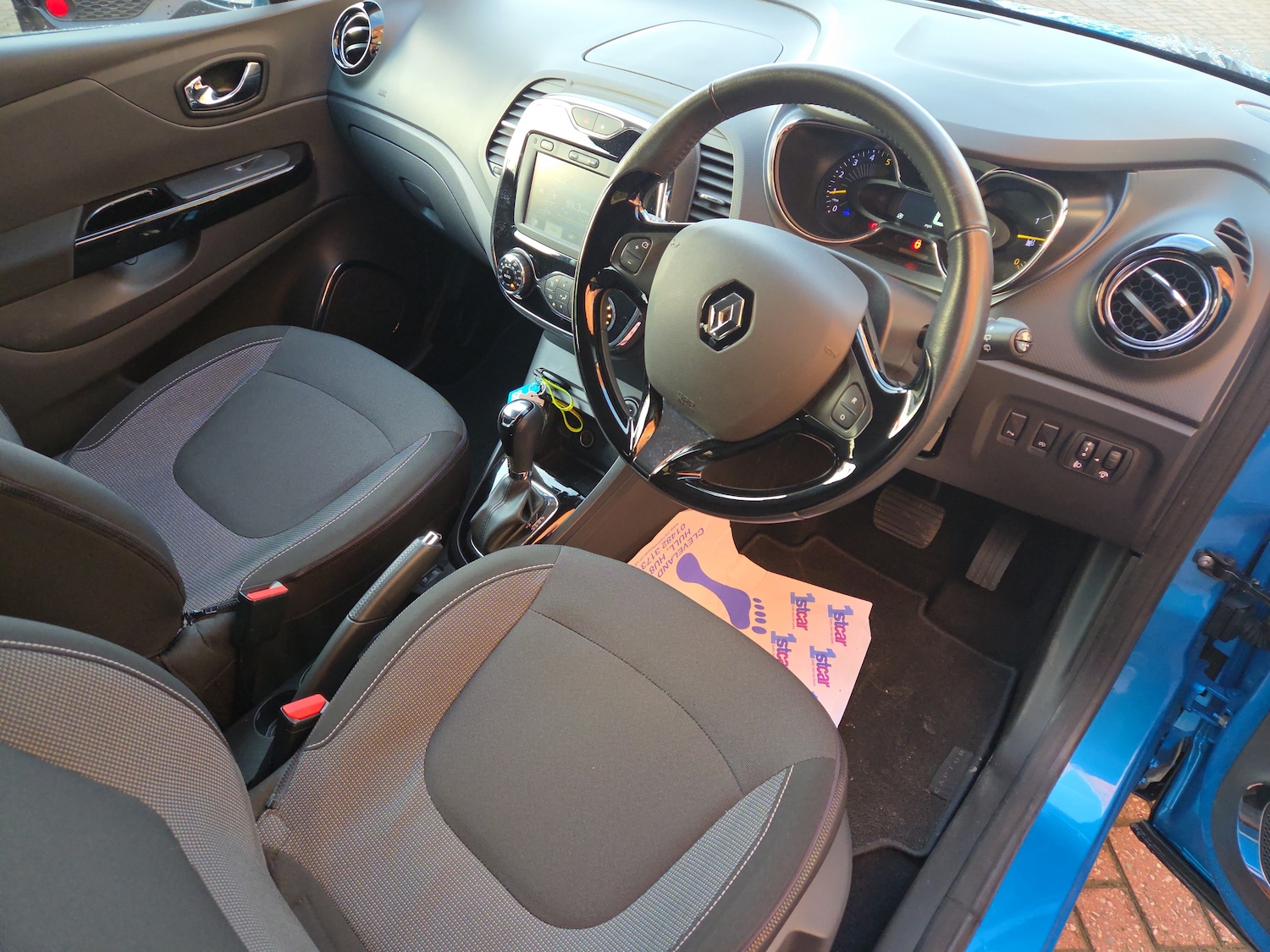 Used Renault Captur 2015 for sale - 76842222: Photo 6