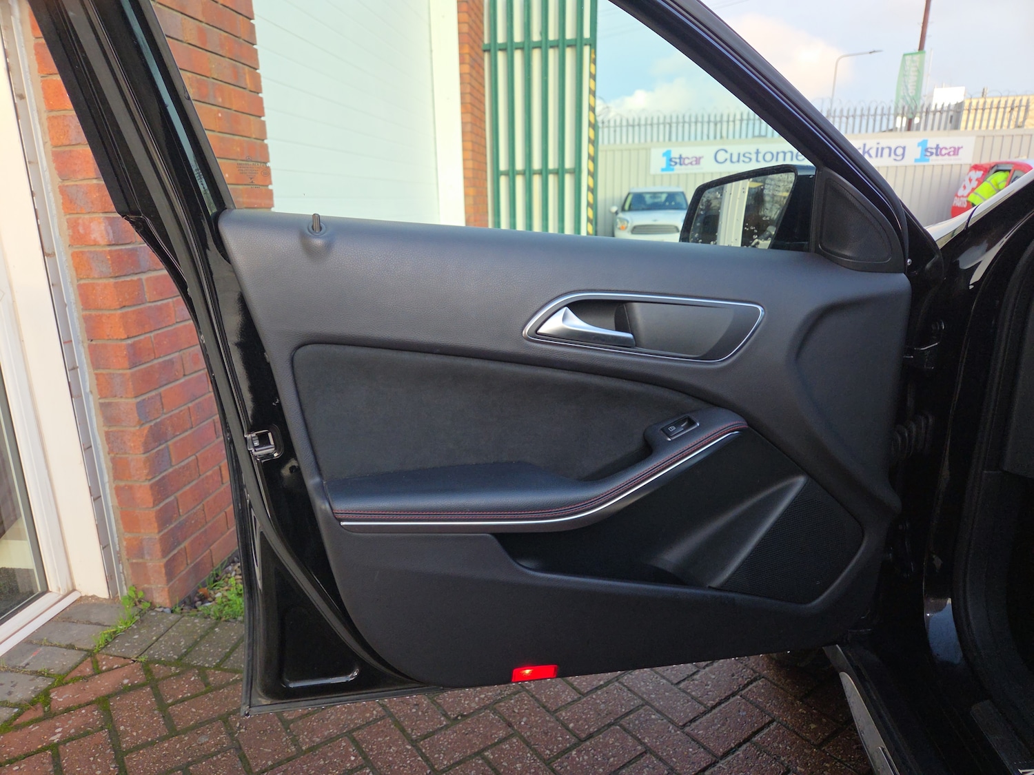 Used Mercedes-Benz GLA 2018 for sale - 77526217: Photo 11