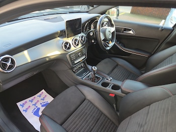 Used Mercedes-Benz GLA 2018 for sale - 77526217: Photo