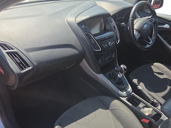 Used Ford Focus 2016 for sale - 79498910: Photo