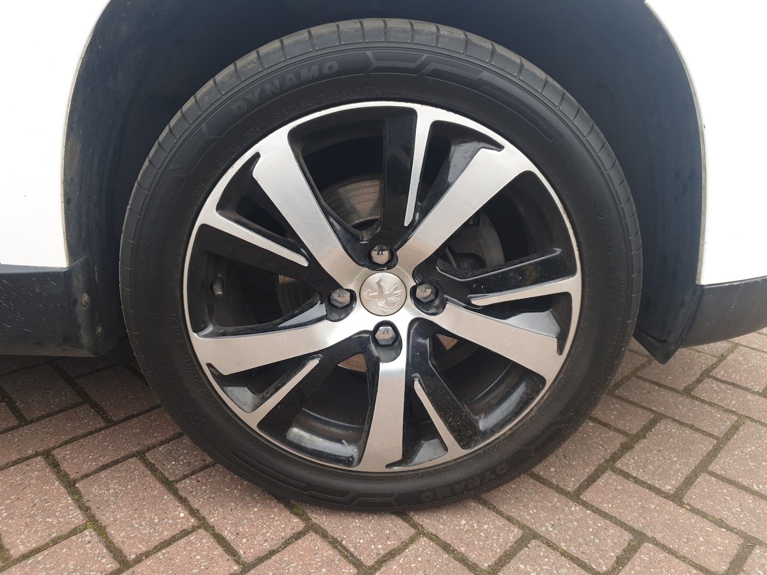 Used Peugeot 2008 2014 for sale - 77911325: Photo 5