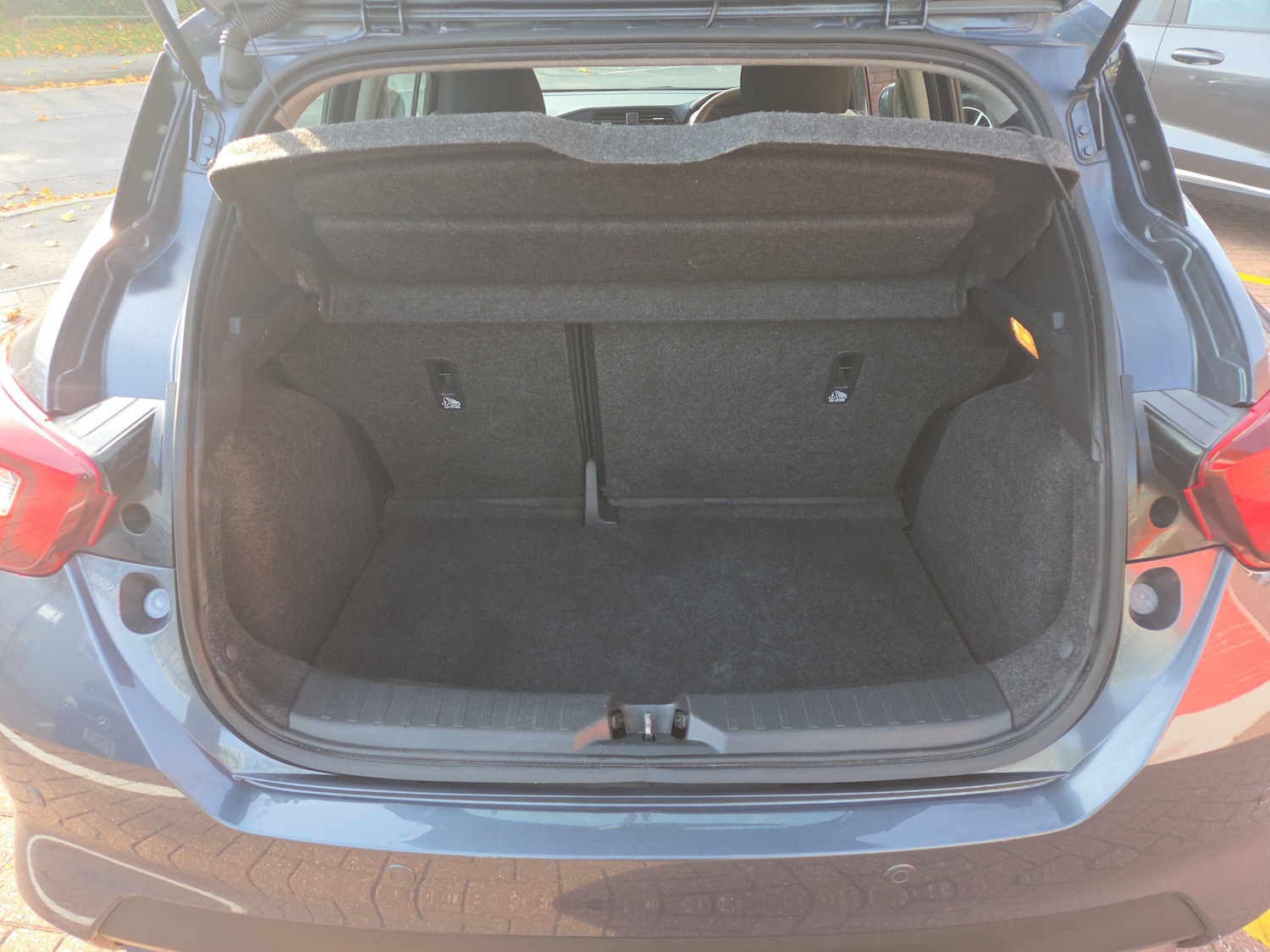 Used Nissan Micra 2018 for sale - 76318806: Photo 9