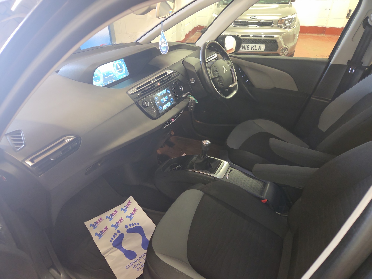 Used Citroen C4 Picasso 2015 for sale - 76574855: Photo 2