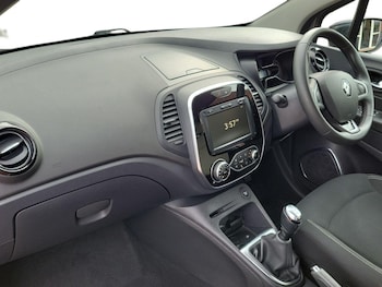 Used Renault Captur 2019 for sale - 79567414: Photo