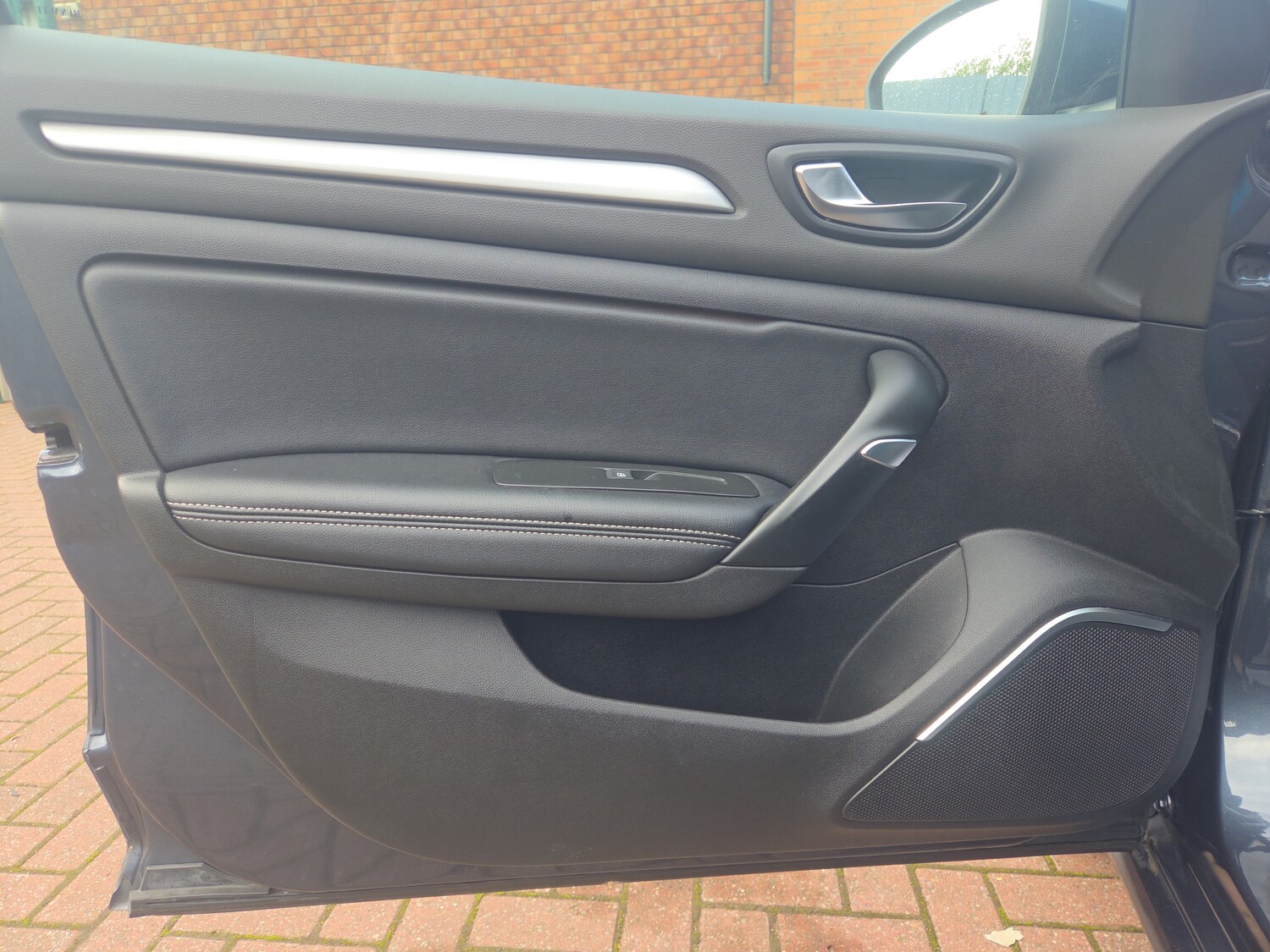 Used Renault Megane 2018 for sale - 76229530: Photo 11