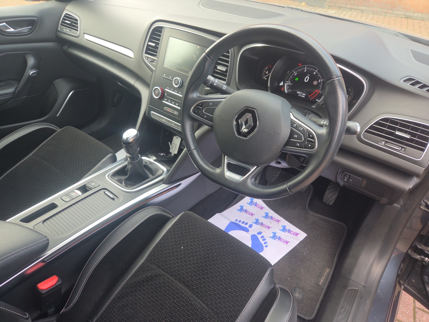 Used Renault Megane 2018 for sale - 76229530: Photo 6