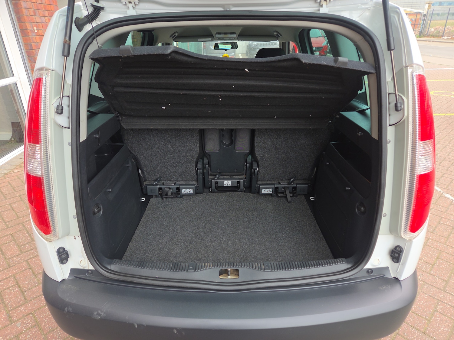 Used Skoda Roomster 2014 for sale - 78009172: Photo 9