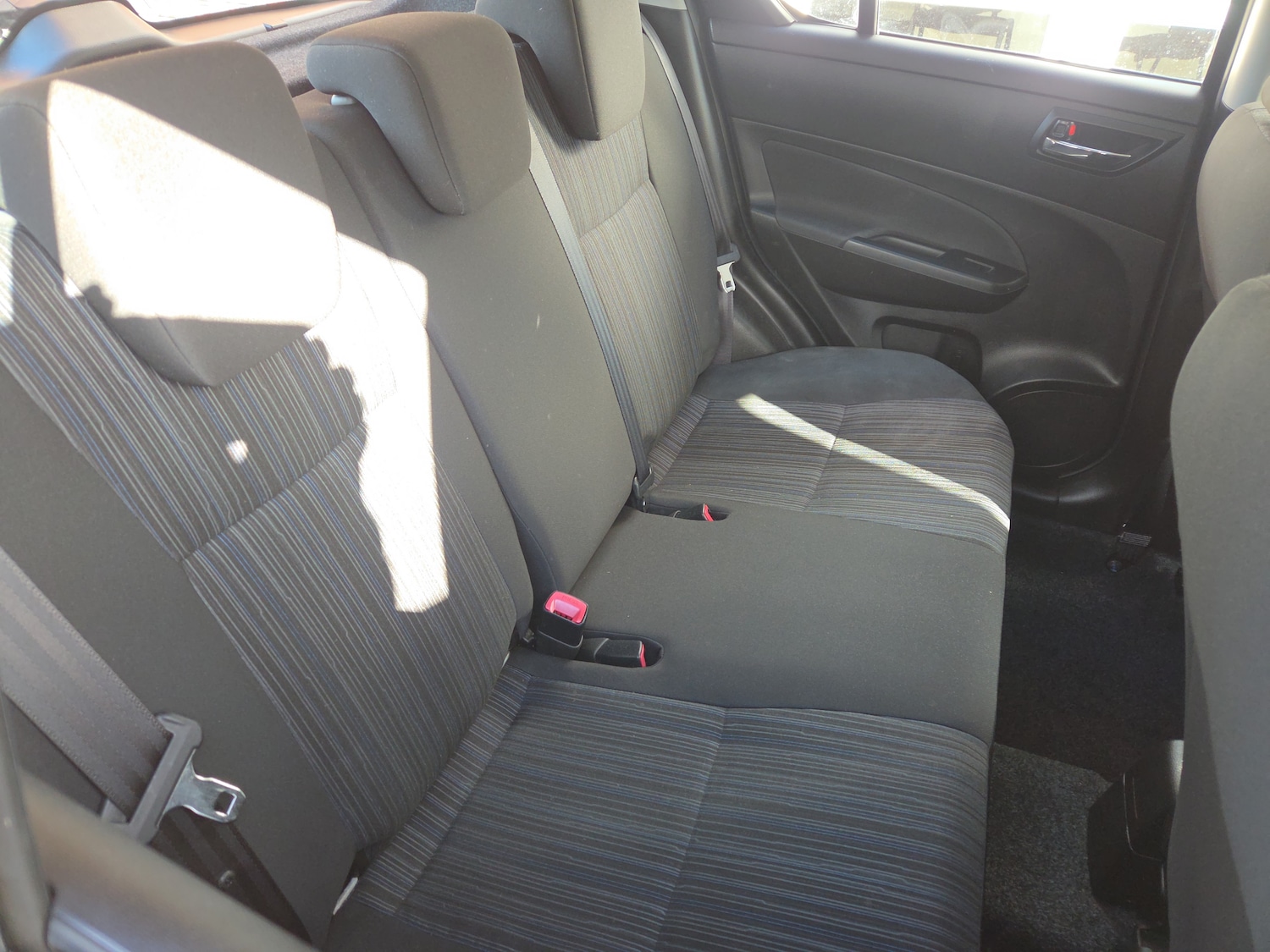 Used Suzuki Swift 2015 for sale - 78074738: Photo 10