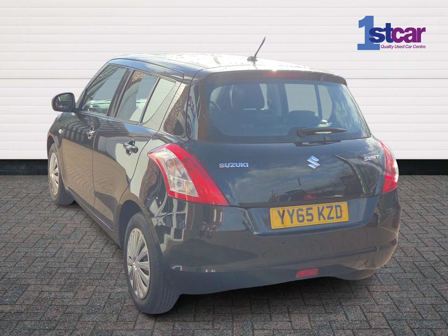 Used Suzuki Swift 2015 for sale - 78074738: Photo 3