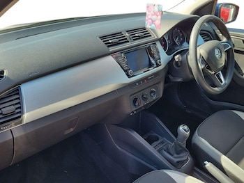 Used Skoda Fabia 2016 for sale - 79486237: Photo