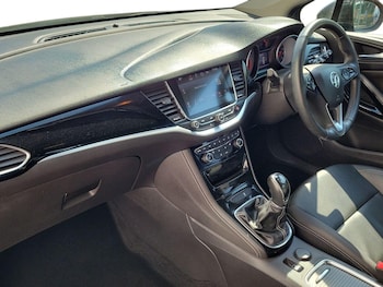 Used Vauxhall Astra 2018 for sale - 79534895: Photo