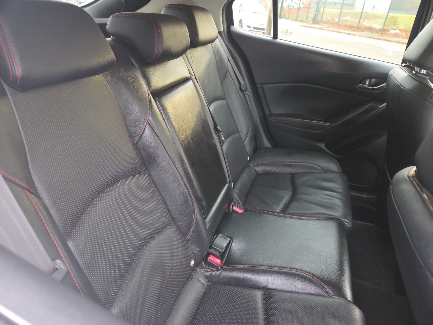 Used Mazda Mazda3 2015 for sale - 76915124: Photo 10