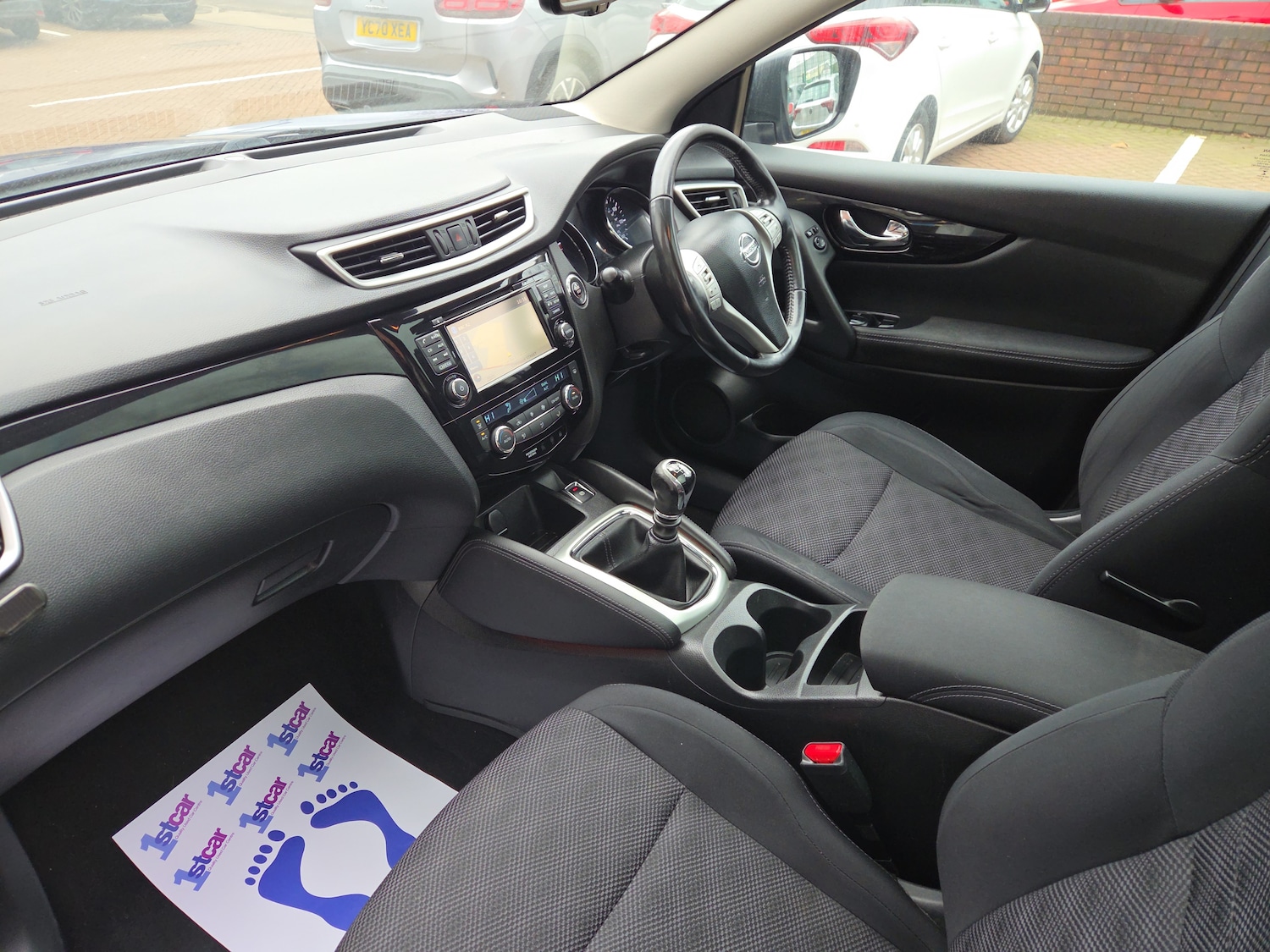 Used Nissan Qashqai 2016 for sale - 77600478: Photo 2